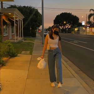 Meet your Posher, Lucy